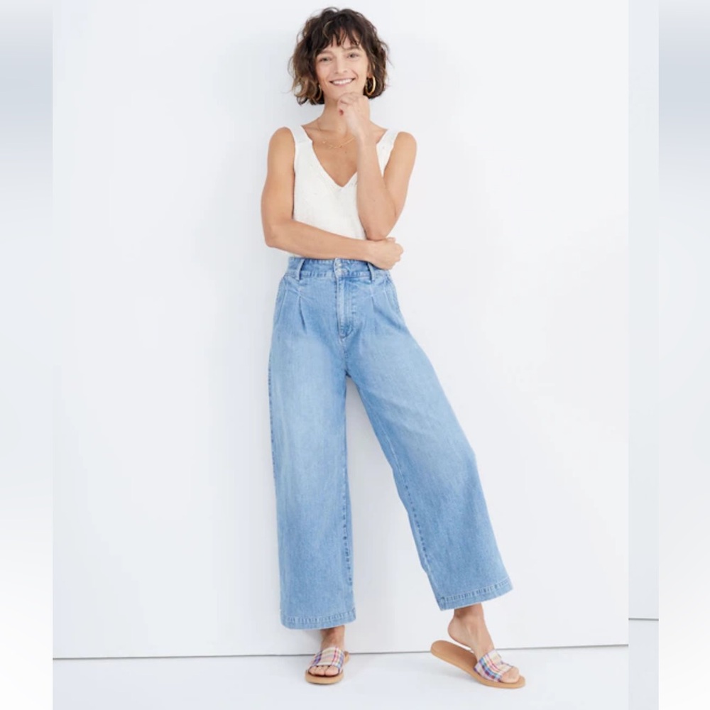 MADEWELL Pleated Wide Leg Jeans in Kinnon Wash